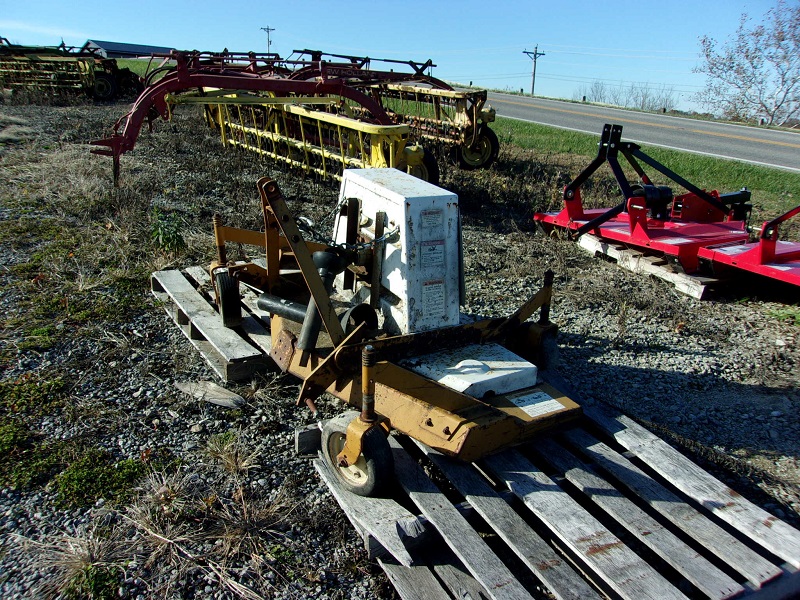 Used woods finish online mower